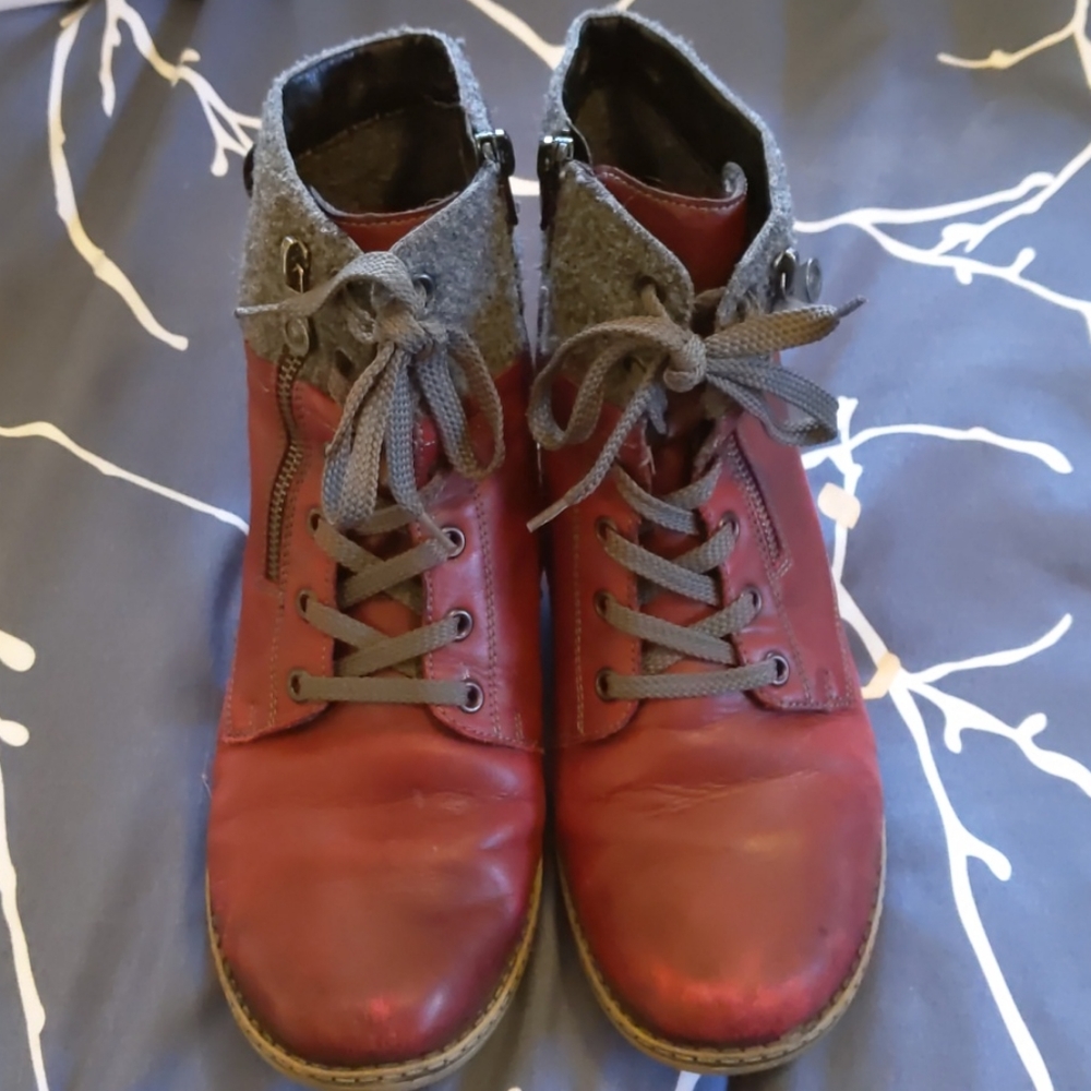 Remonte/Rieker leather ankle boots